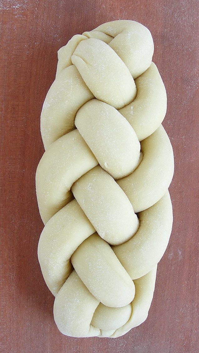 How To Braid 4 Strands Of Bread / How to Braid Challah Learn to Braid